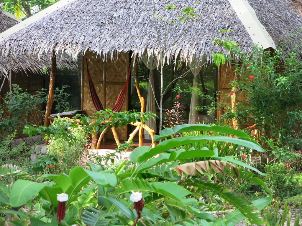 Camiguin Volcan Beach Eco Retreat & Dive Resort Мамбахао Экстерьер фото