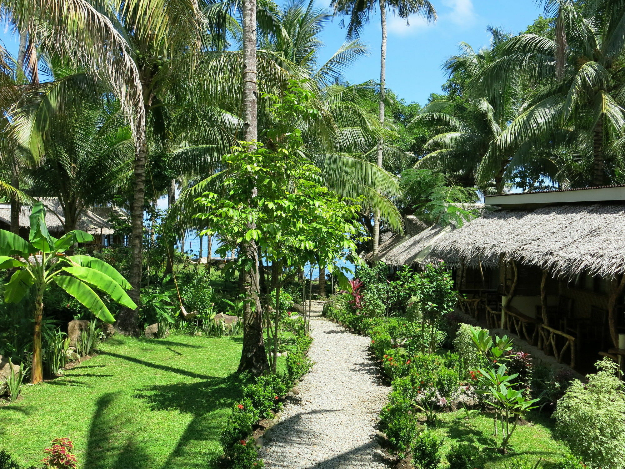 Camiguin Volcan Beach Eco Retreat & Dive Resort Мамбахао Экстерьер фото